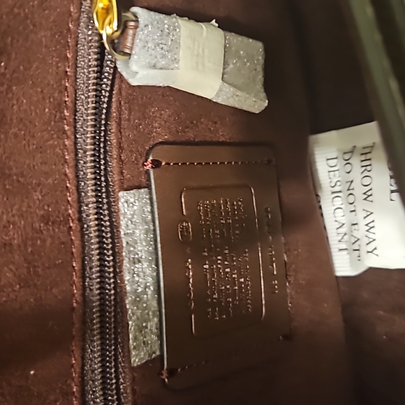 NWT COACH KAFFE FASSET BAG - Picture 7 of 17